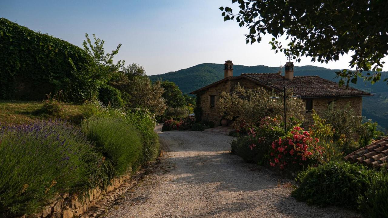 Il Casale Di Fiore Cannara Exterior photo