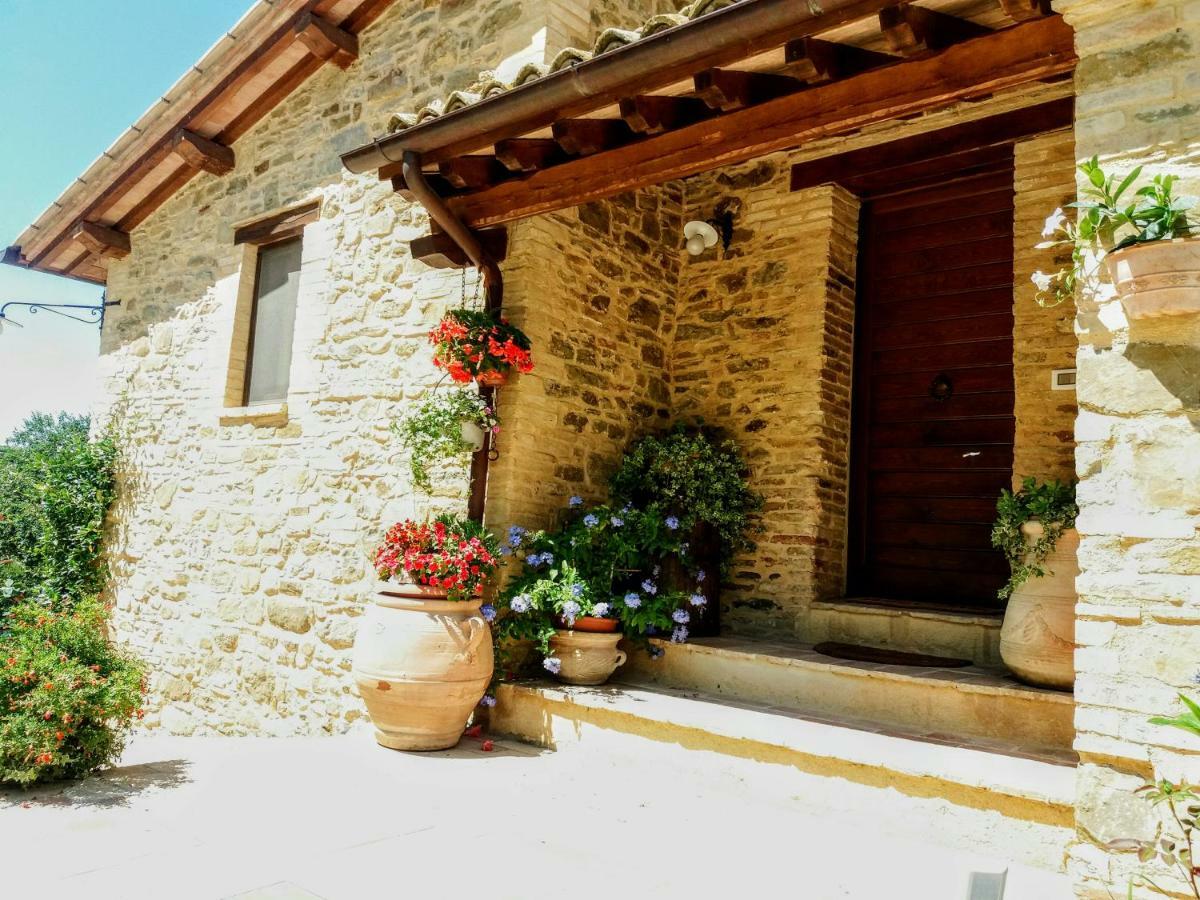 Il Casale Di Fiore Cannara Exterior photo